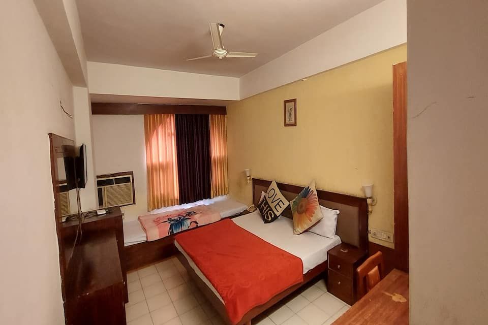 Hotel Aditya