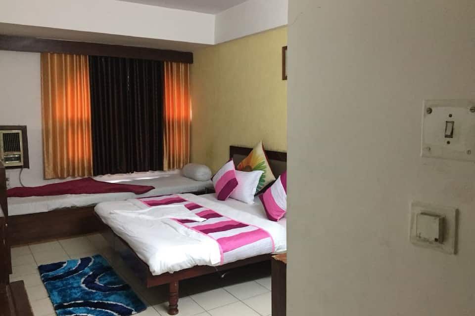 Hotel Aditya