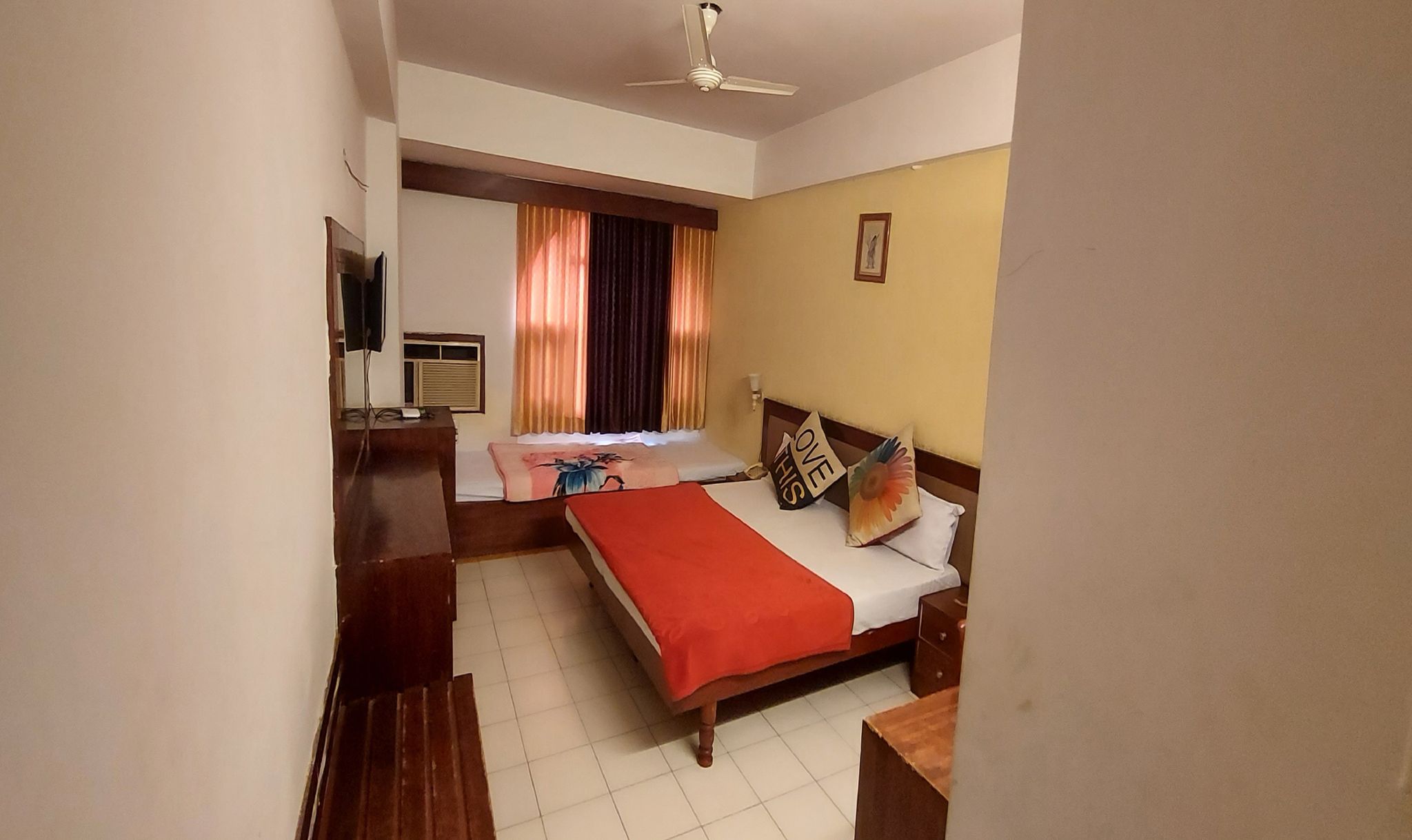 Hotel Aditya