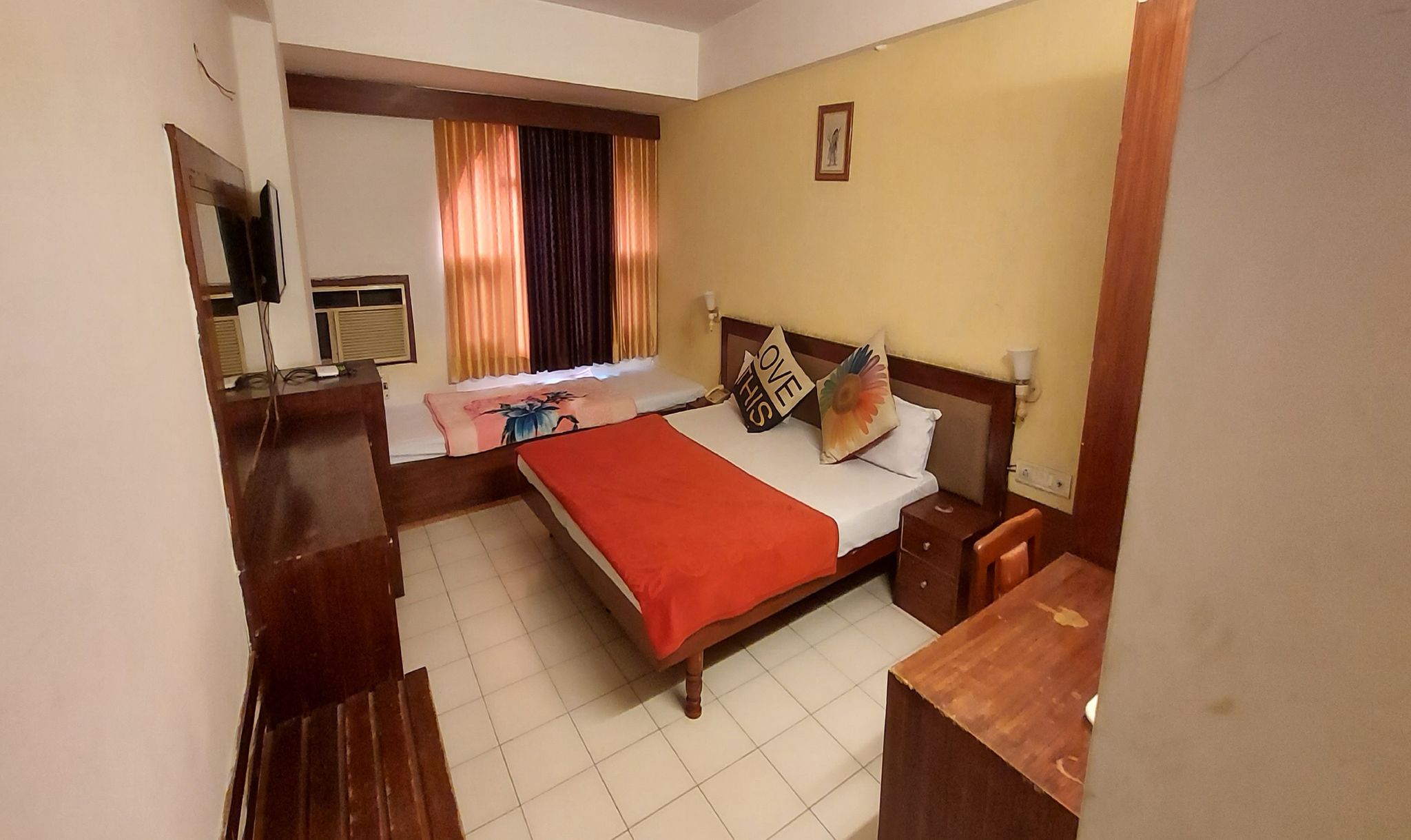 Hotel Aditya