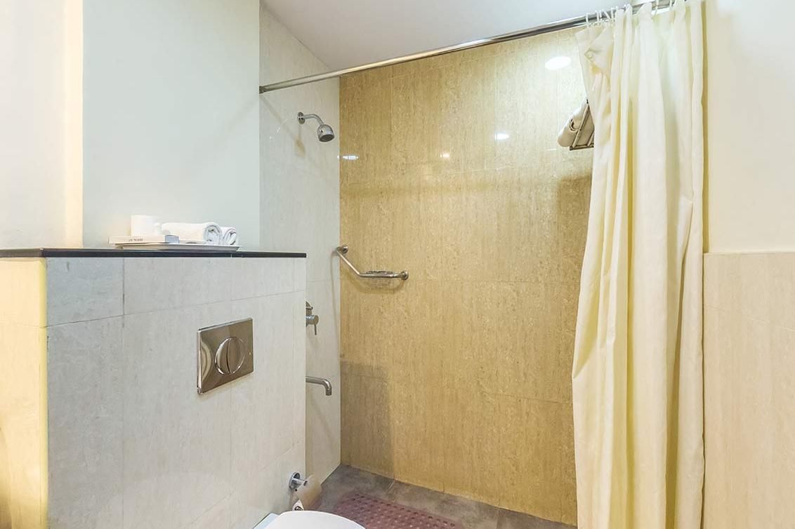 Mallige Residency Deluxe AC 3