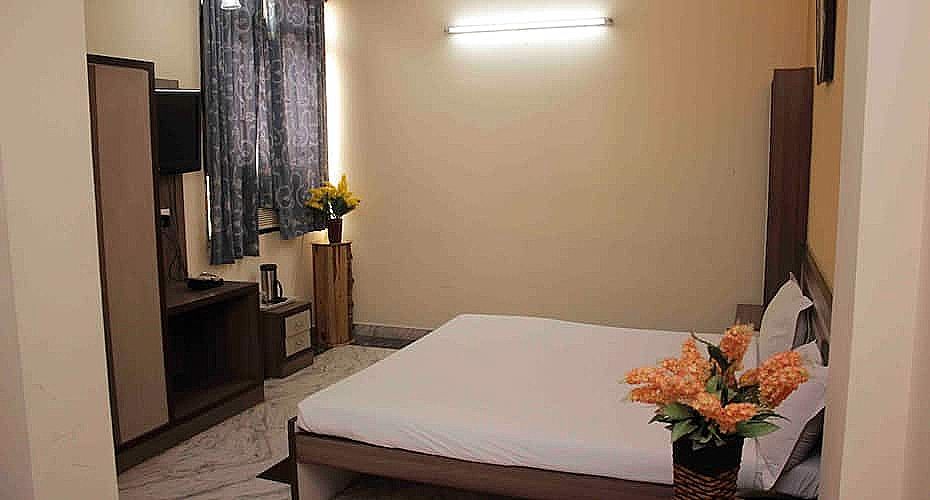 Hotel Siddharth Residency