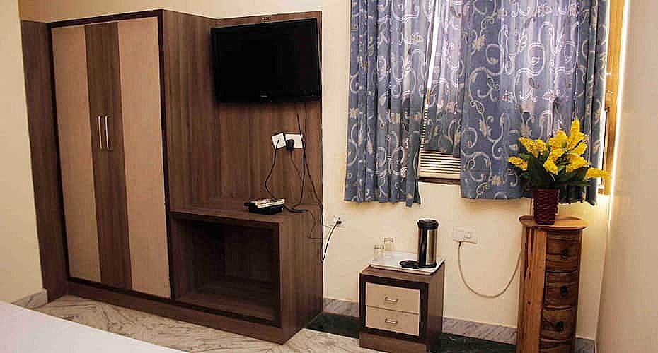 Hotel Siddharth Residency