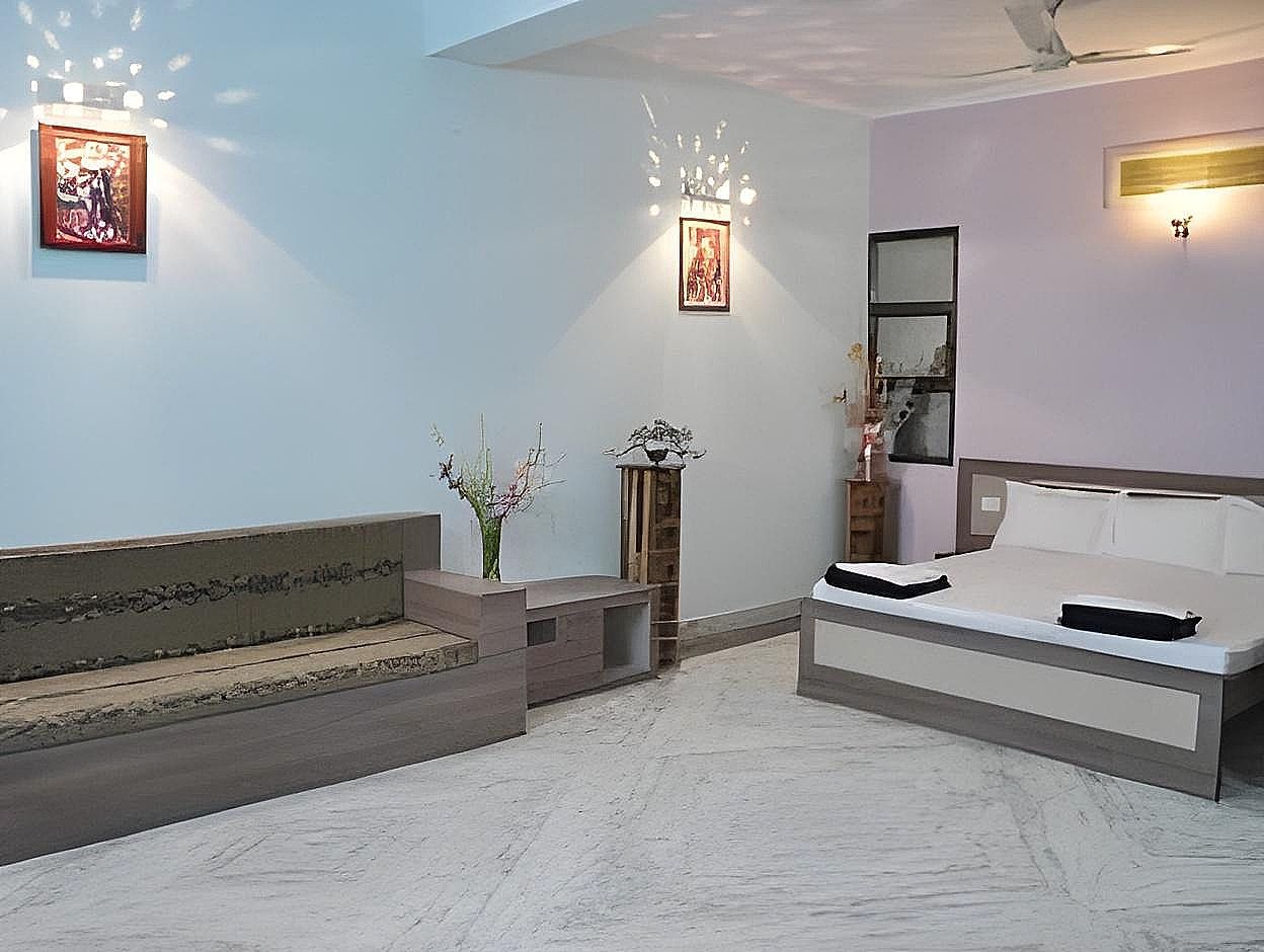 Hotel Siddharth Residency
