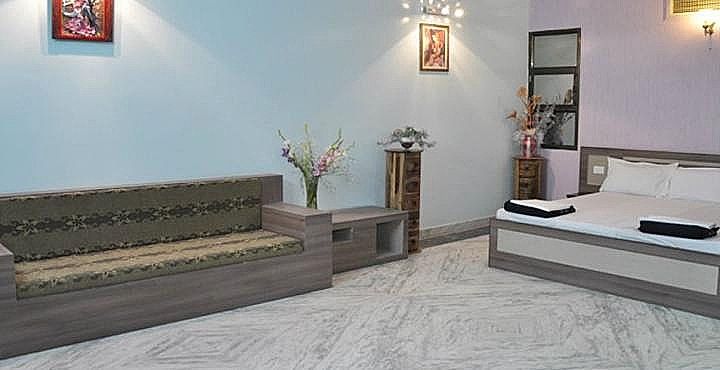 Hotel Siddharth Residency