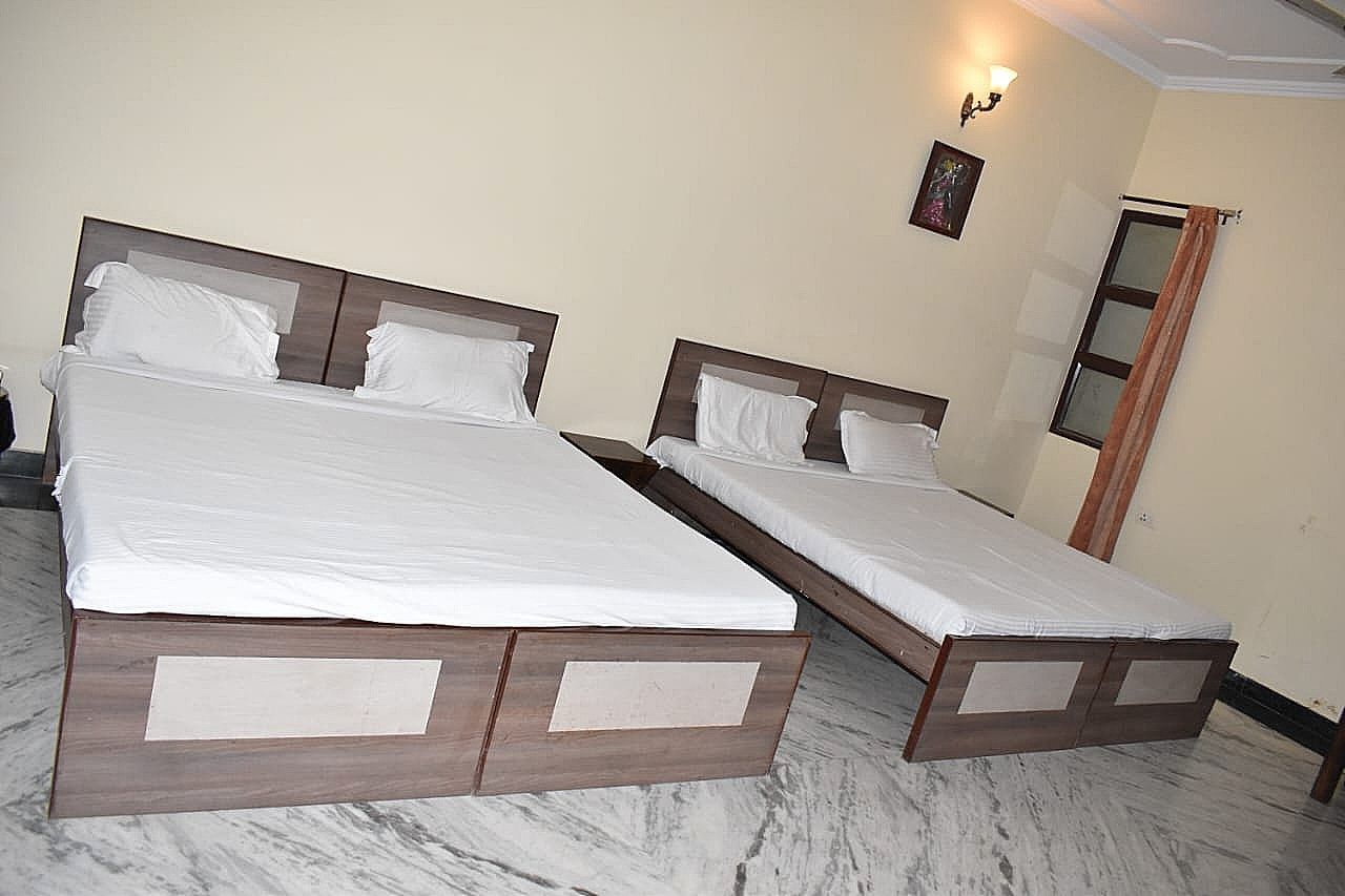 Hotel Siddharth Residency