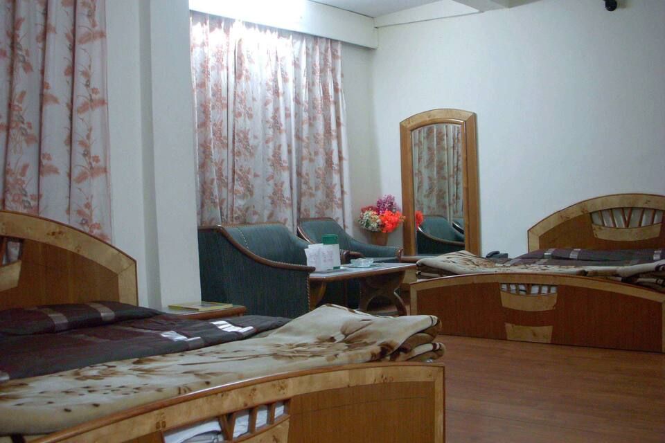 Hotel Kumar's