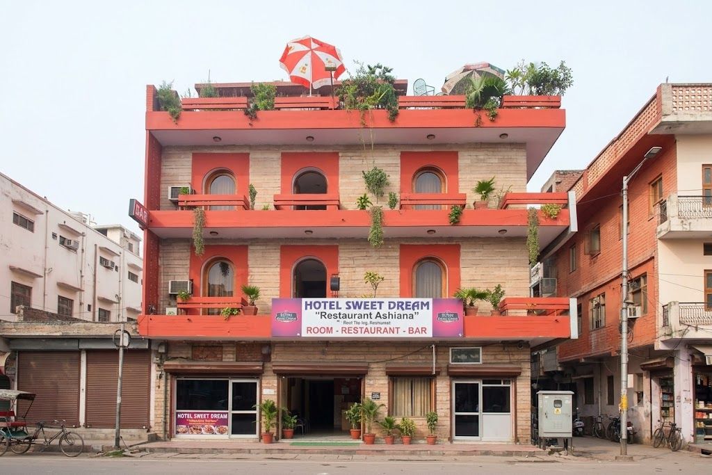 undefined Sweet Dream Hotel