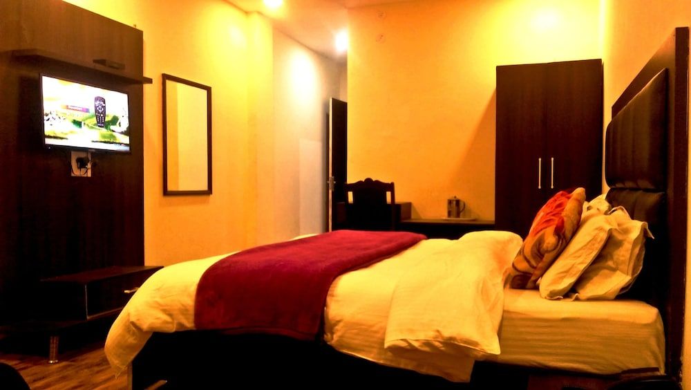 Shining Star Resort Suite Room 4