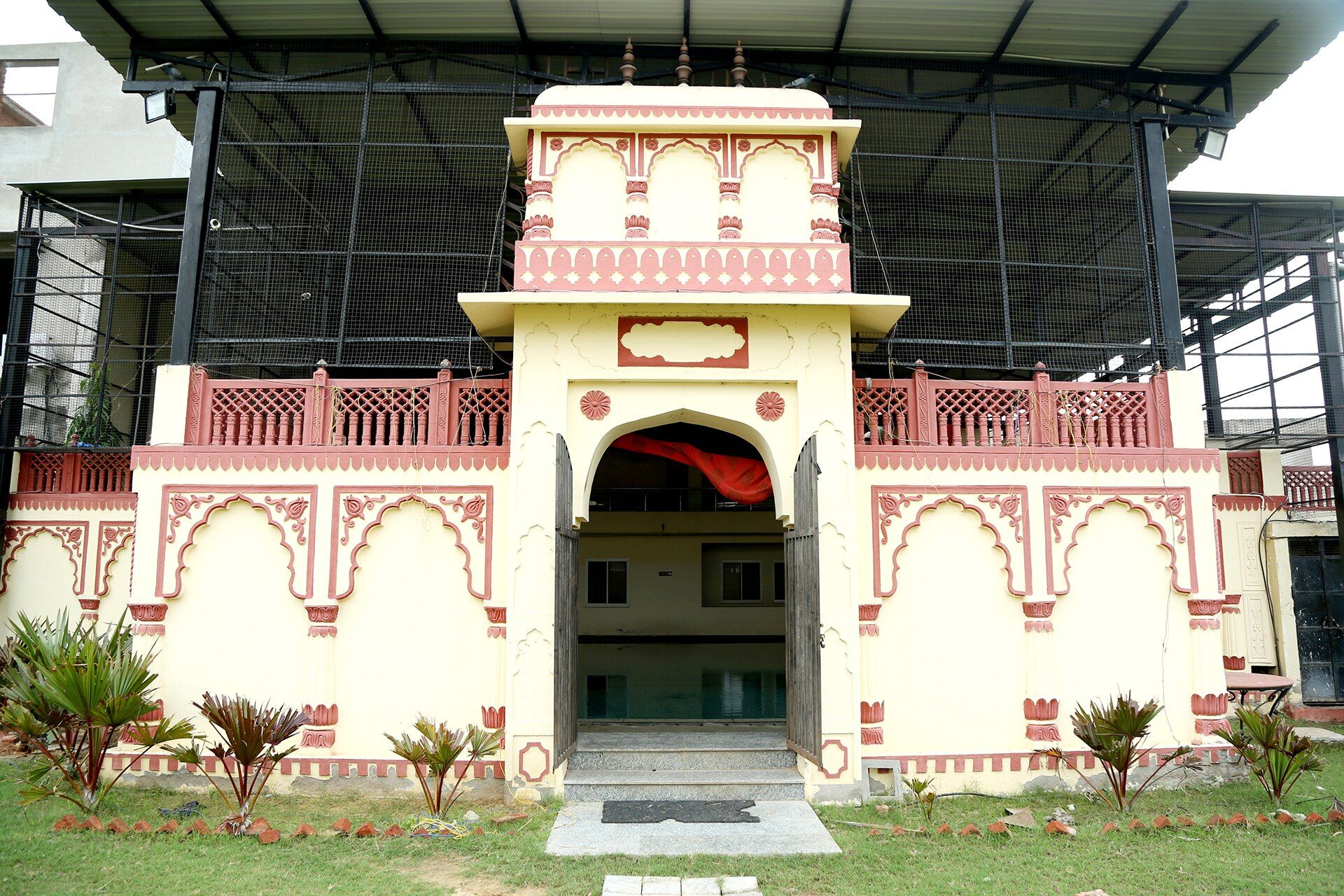 undefined Roshan Haveli Resort 6