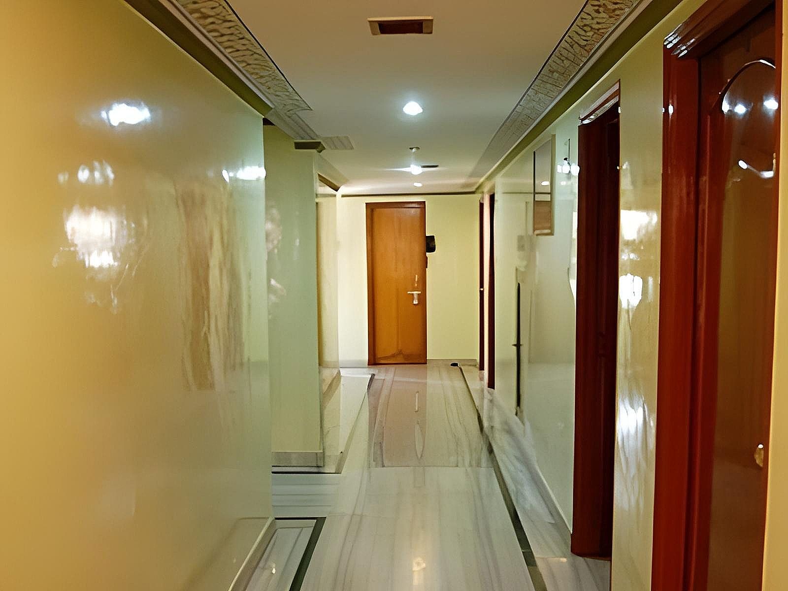 The Xpress A JHM Hotels