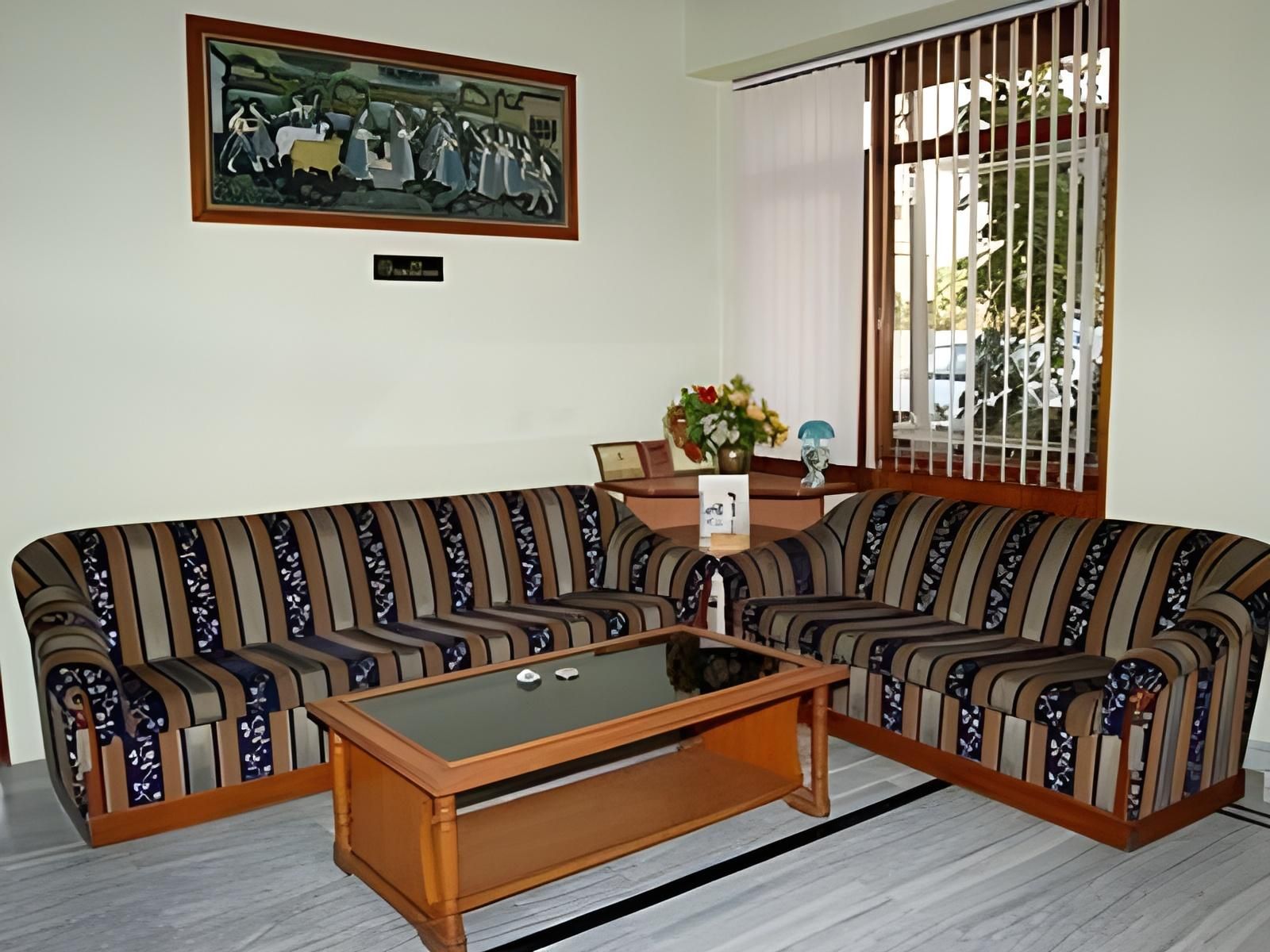 The Xpress A JHM Hotels