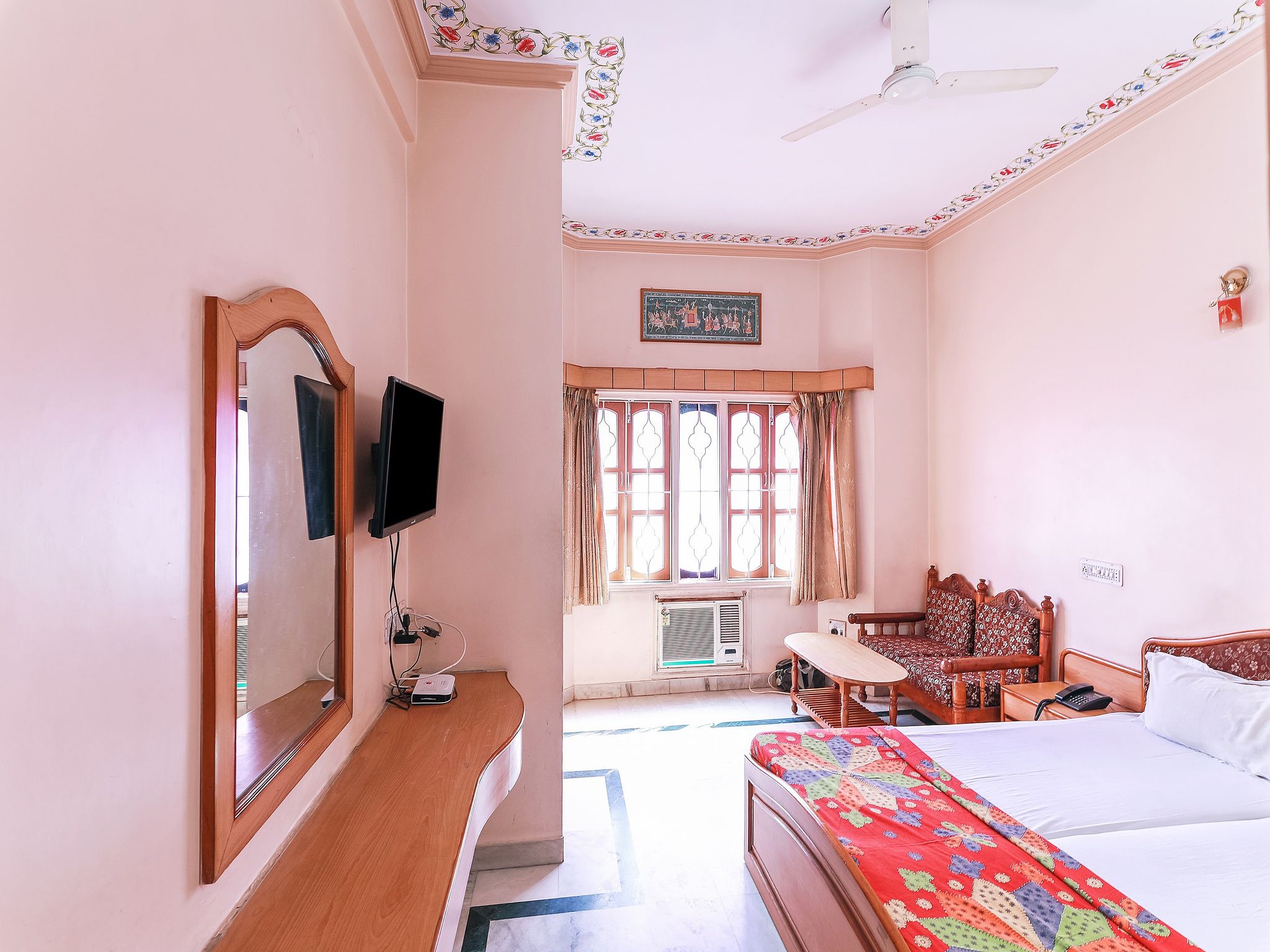 The Xpress A JHM Hotels Deluxe Room