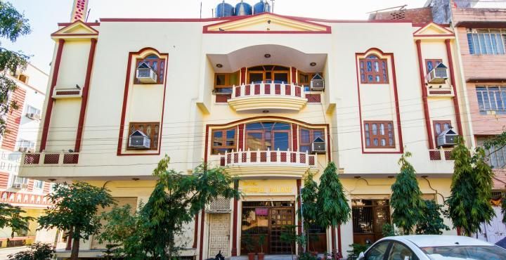 The Xpress A JHM Hotels