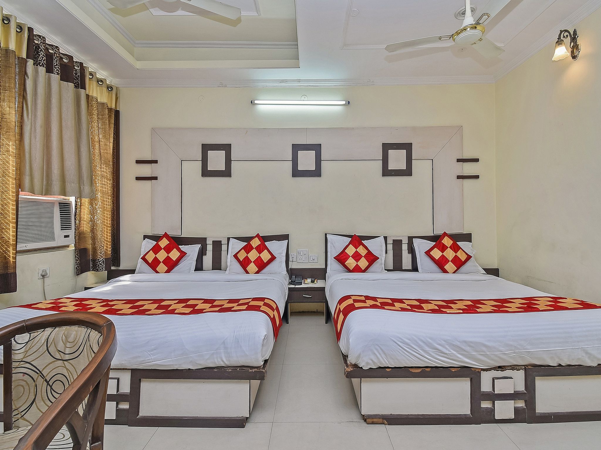 Super Deluxe Room