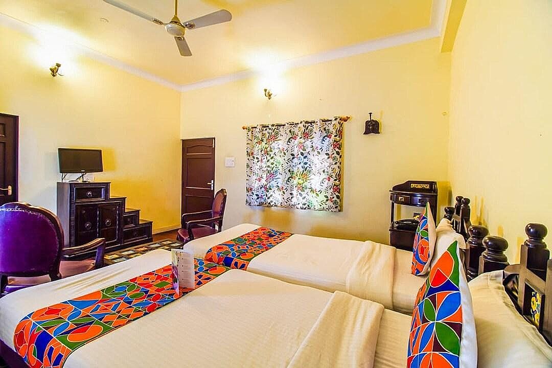 Hotel Utsav Niwas Deluxe Room