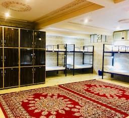 10 Beds Mix Dormitory Room