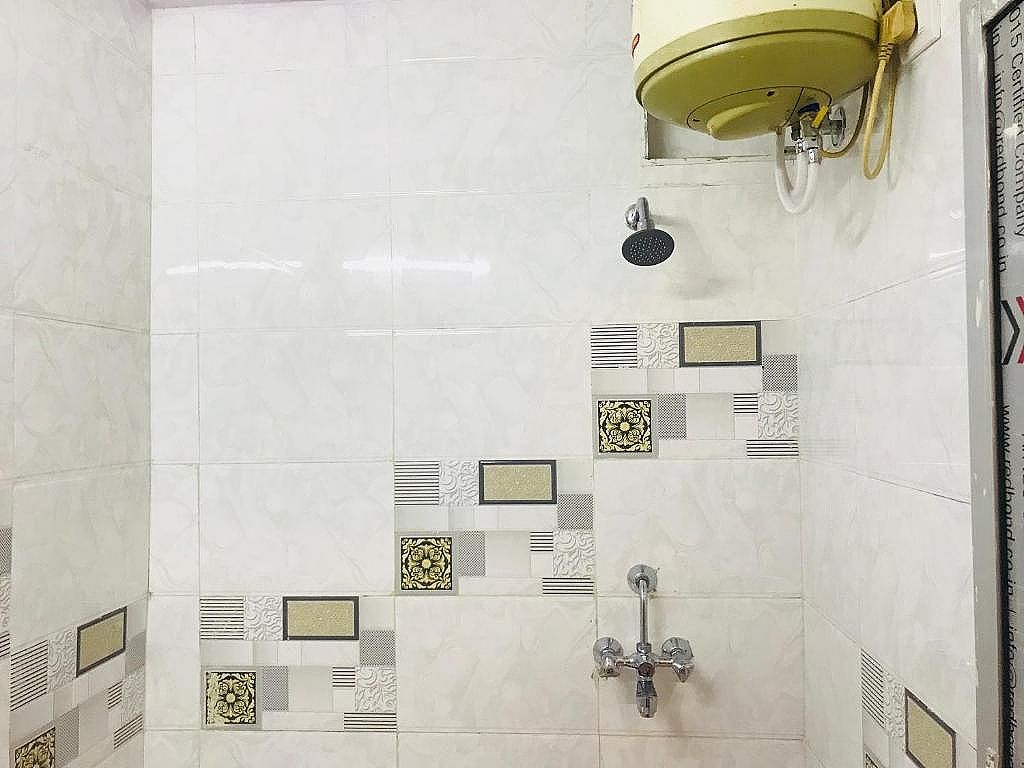 Bed in 10-Bed Mixed Dormitory Room A/C