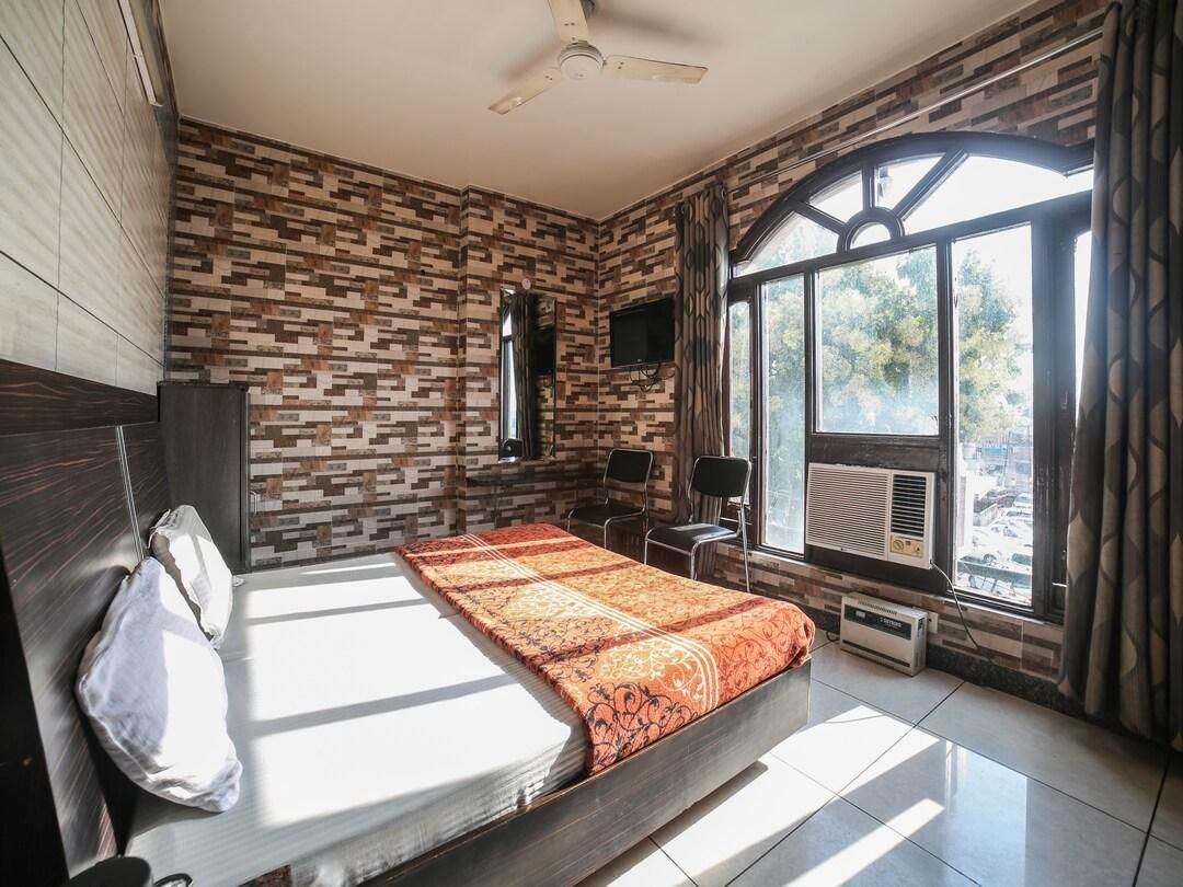 Standard Room.