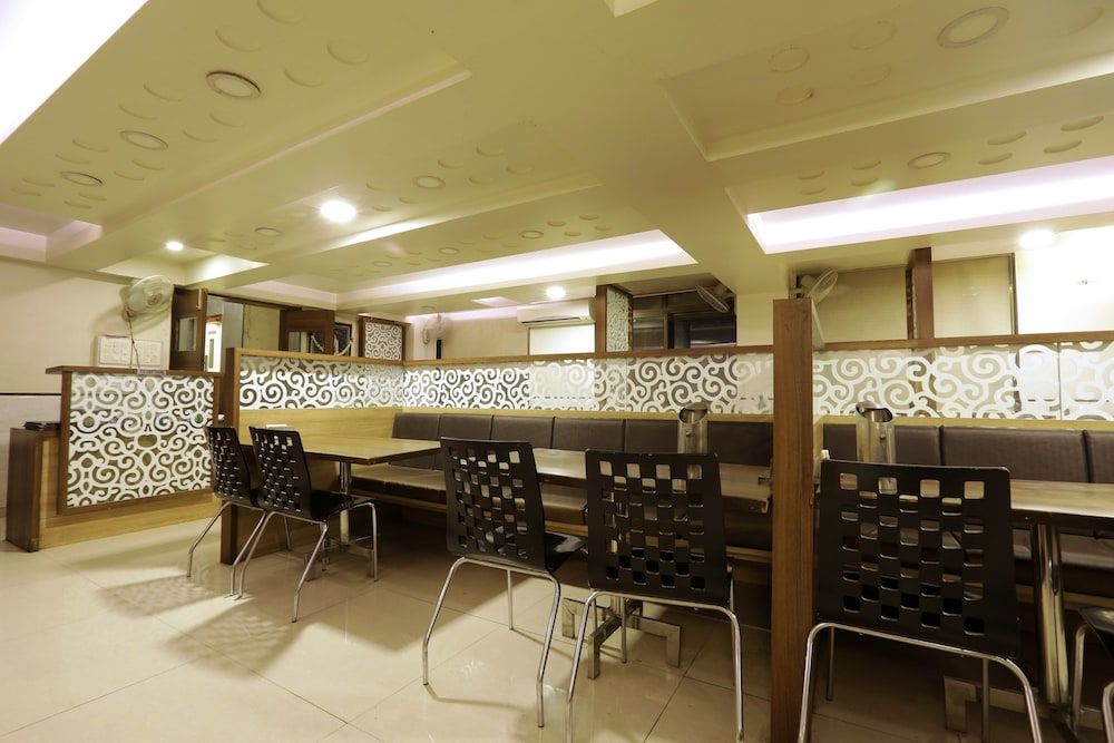 undefined Hotel Sai Grand Castle Inn 5