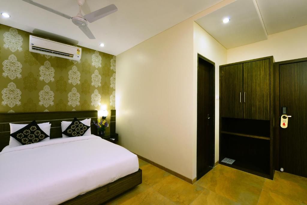 Classic Double Room with Temple Pick up and Drop