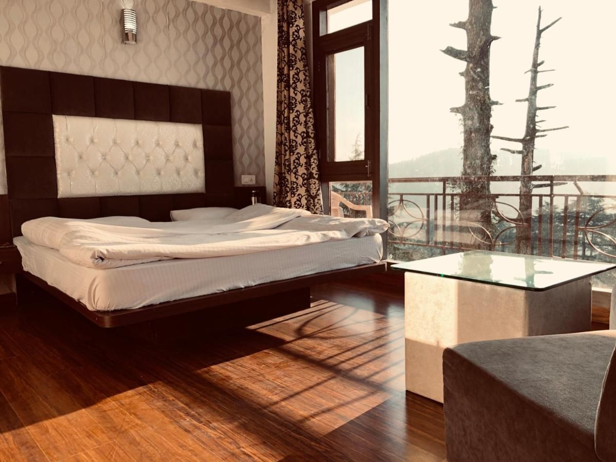 Family Suite with 2 Beds With Balcony