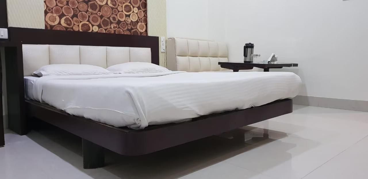 Super Deluxe Room With Balcony