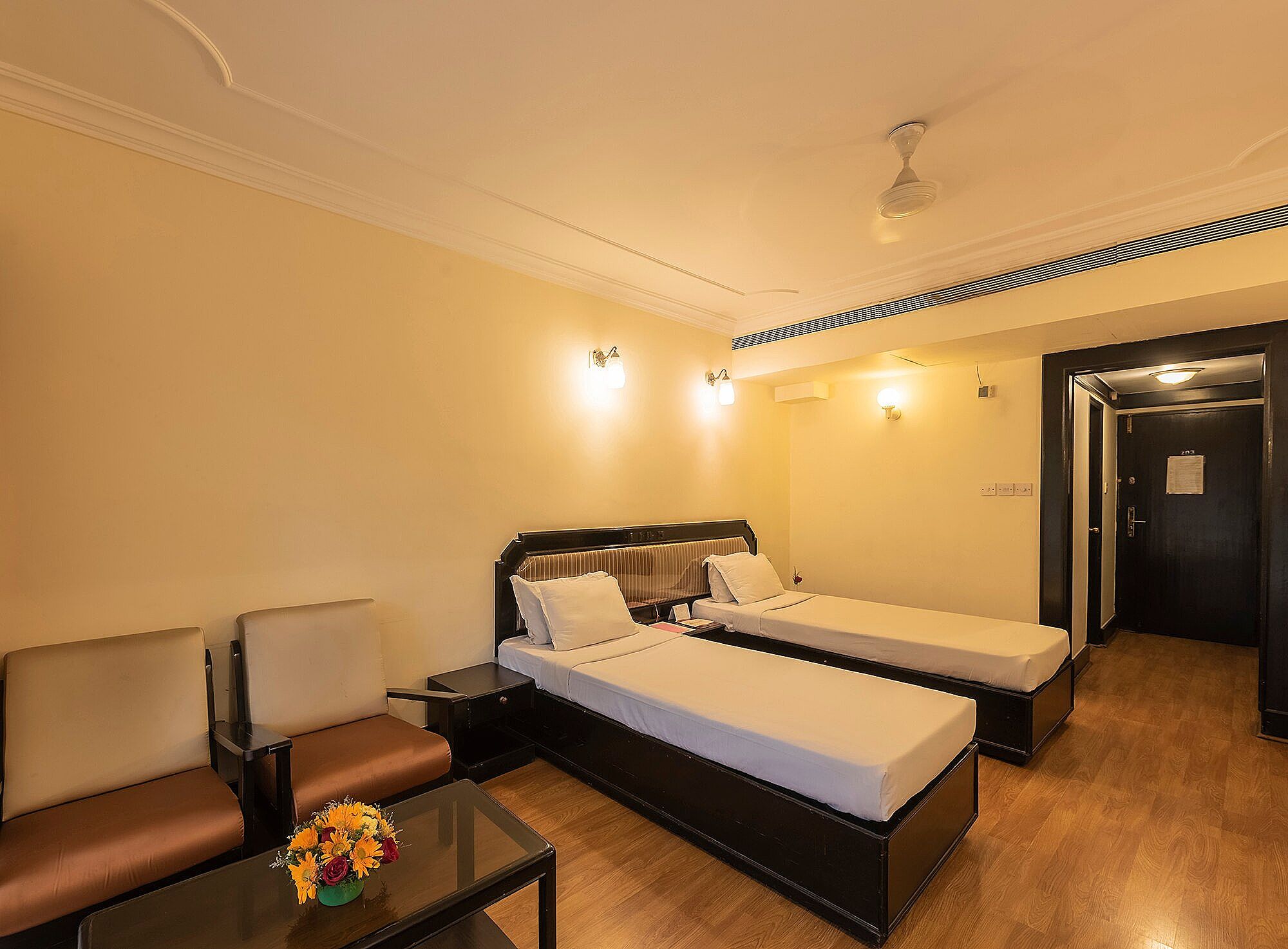 Ballal Residency Deluxe Room with Twin Beds 2