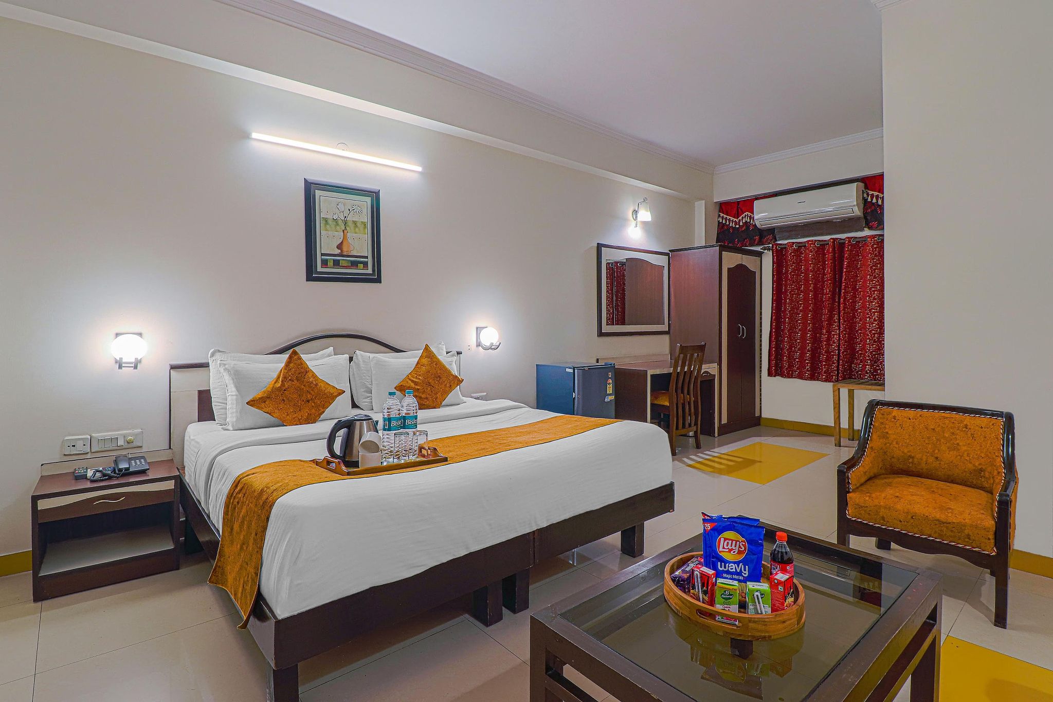 Hotel Siddharth Paradise Super Deluxe Room 2