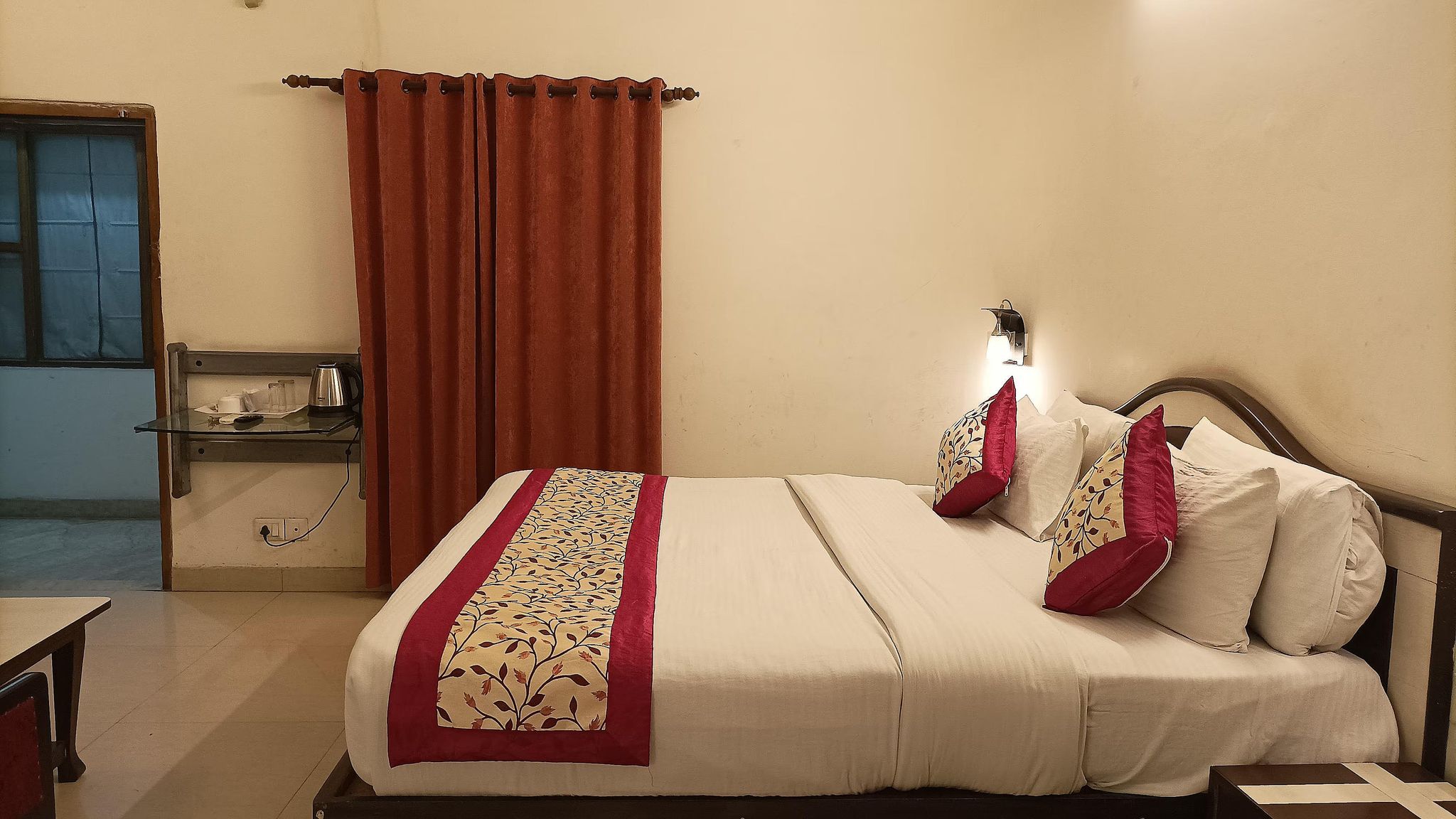Hotel Siddharth Paradise Super Deluxe Room