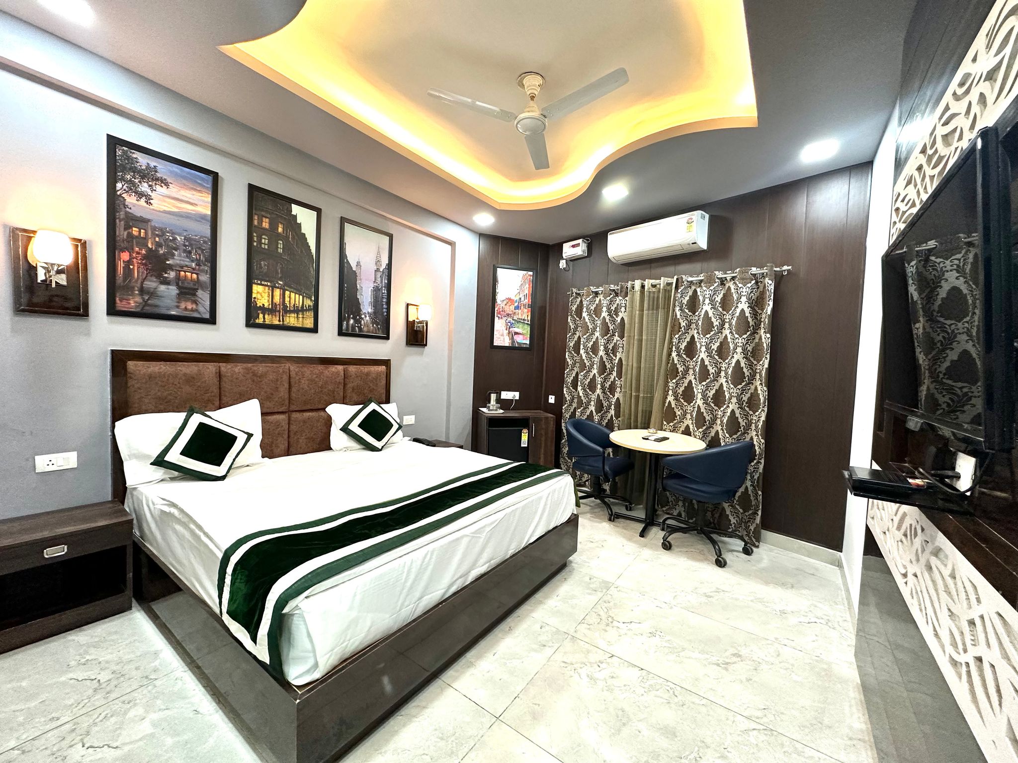 Hotel Deepshikha Executive Room 6