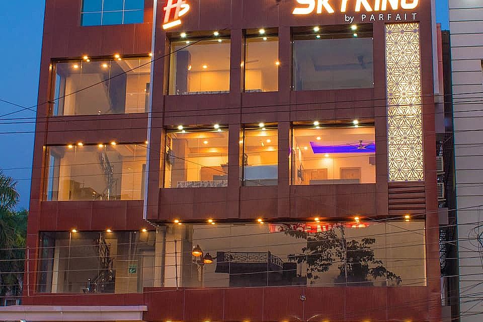 undefined Hotel Skyking 8