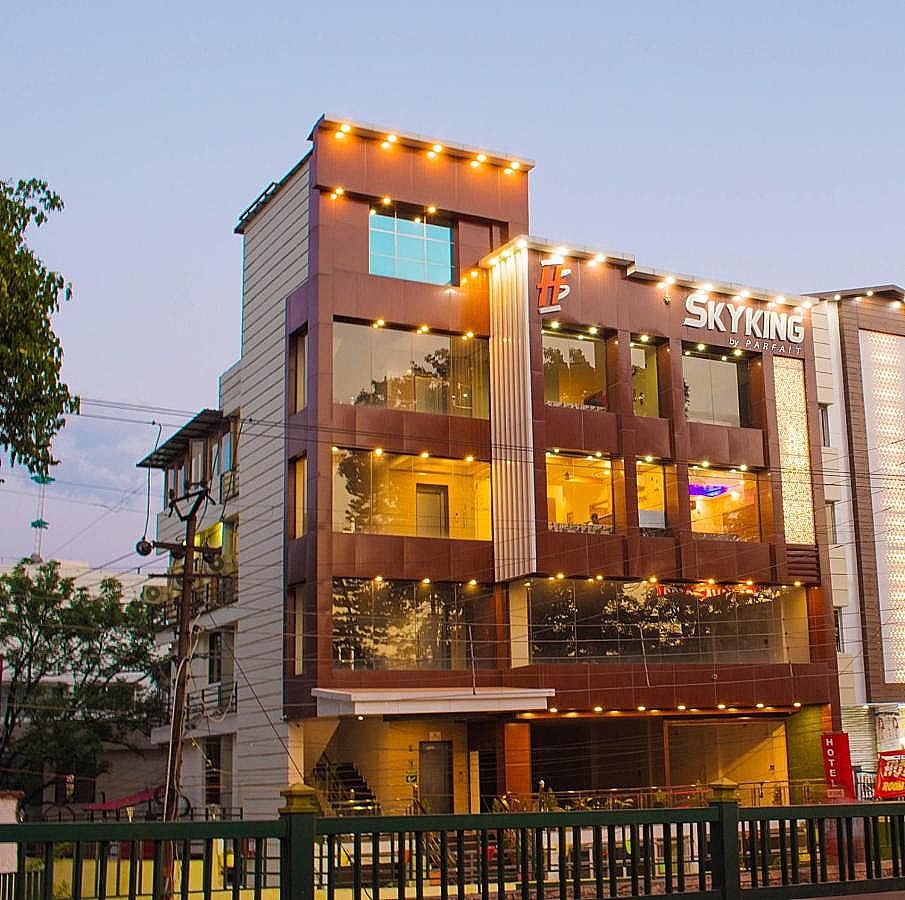 undefined Hotel Skyking 9