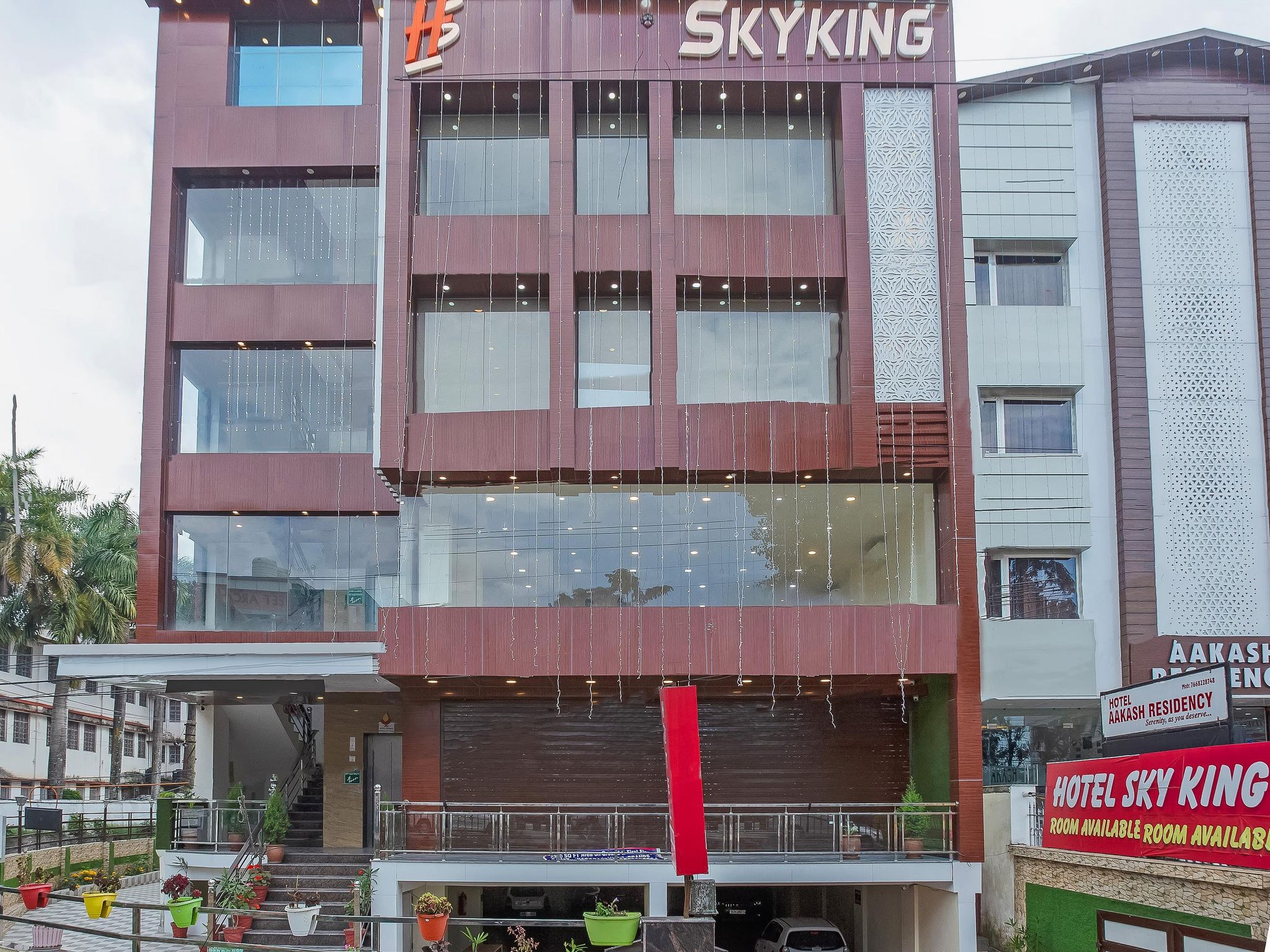 undefined Hotel Skyking 6