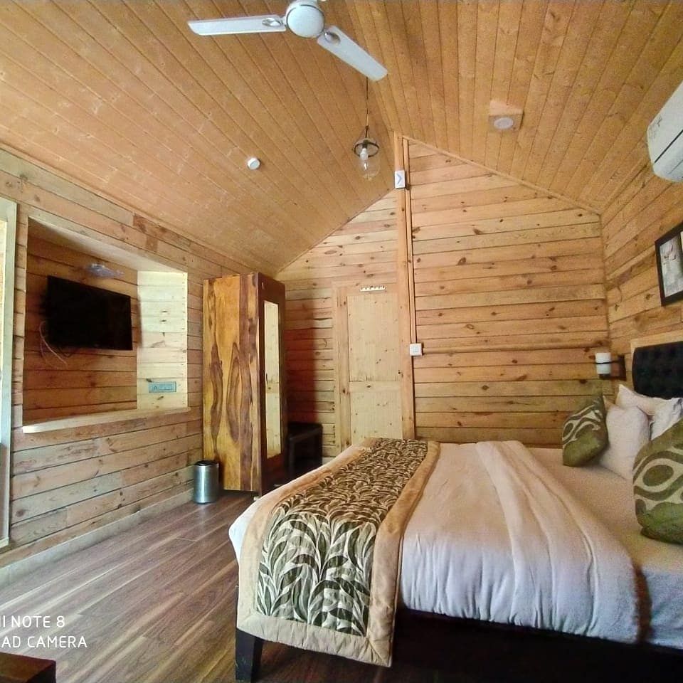 Premium Room (without balcony)