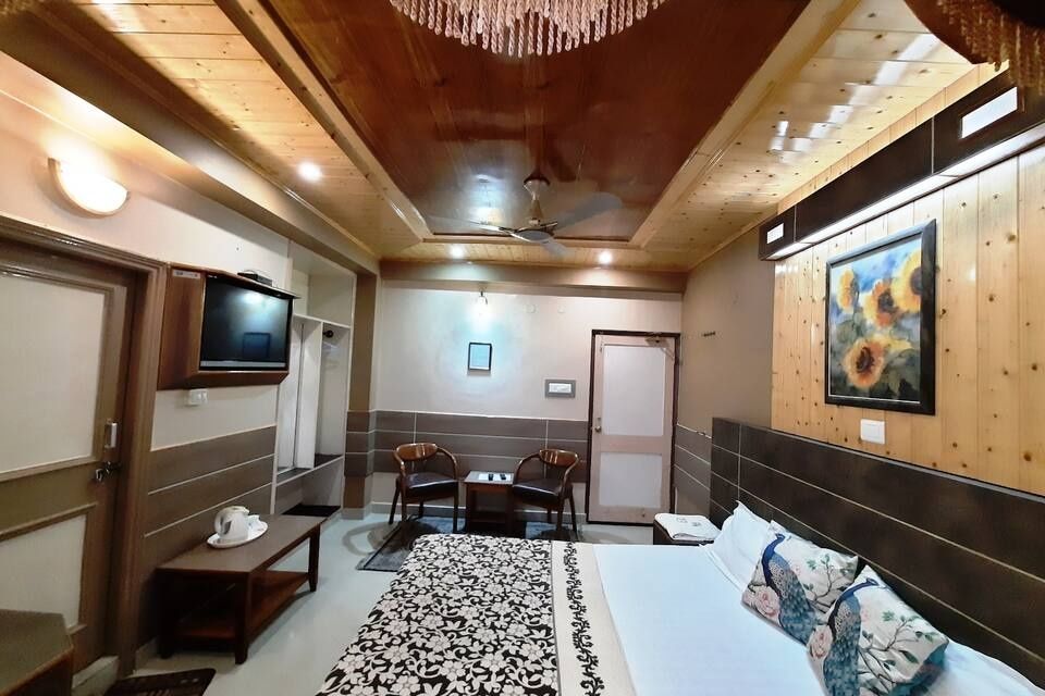 Deluxe Room with Balcony
