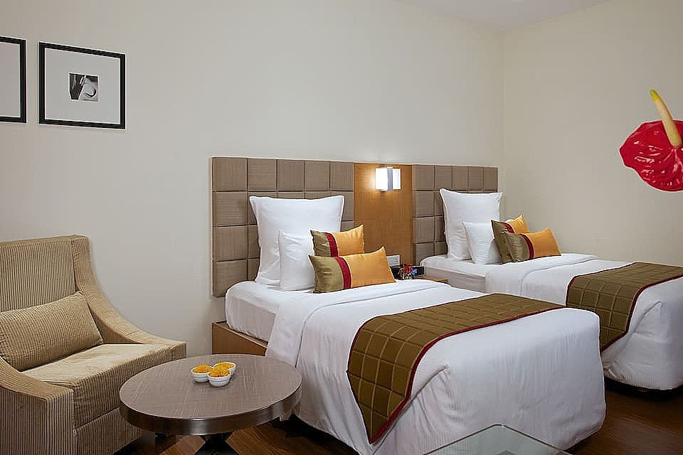 Marigold By Green Park Luxury Room 4