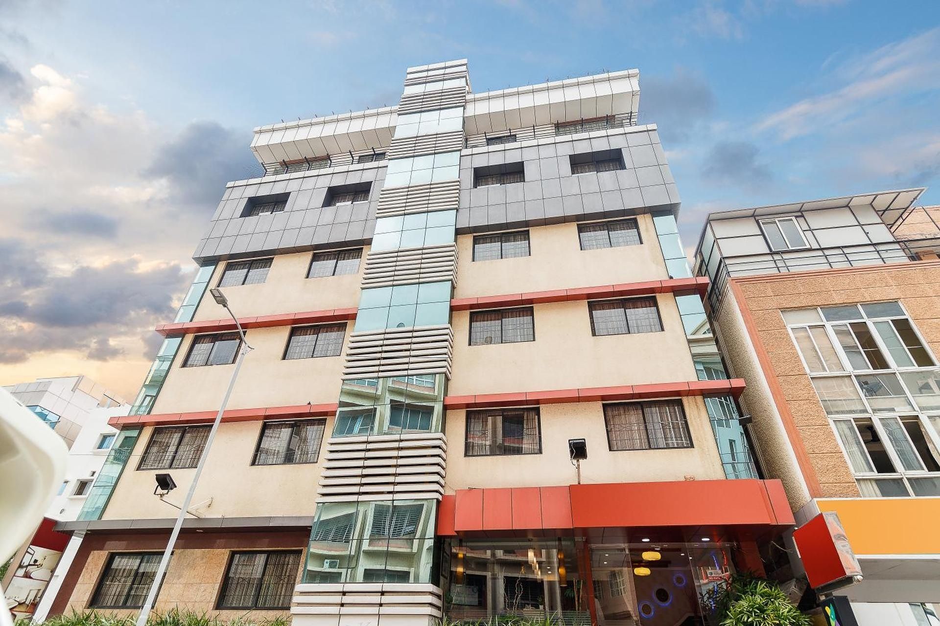 Hotel Kanthi Comforts