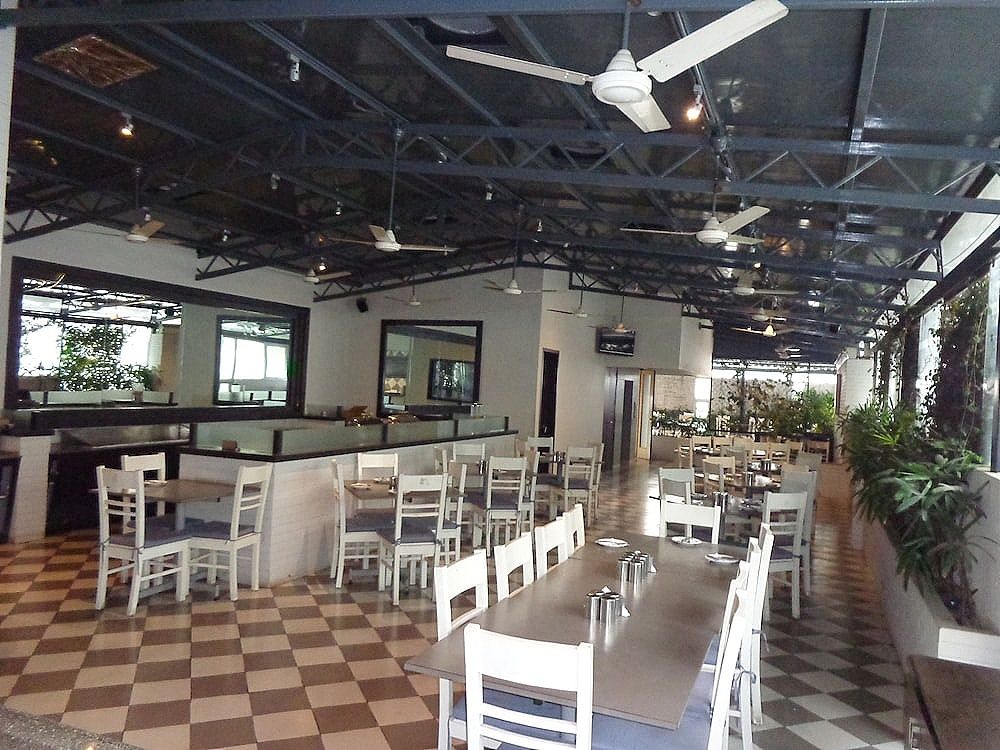 undefined The Urban Hotel 4