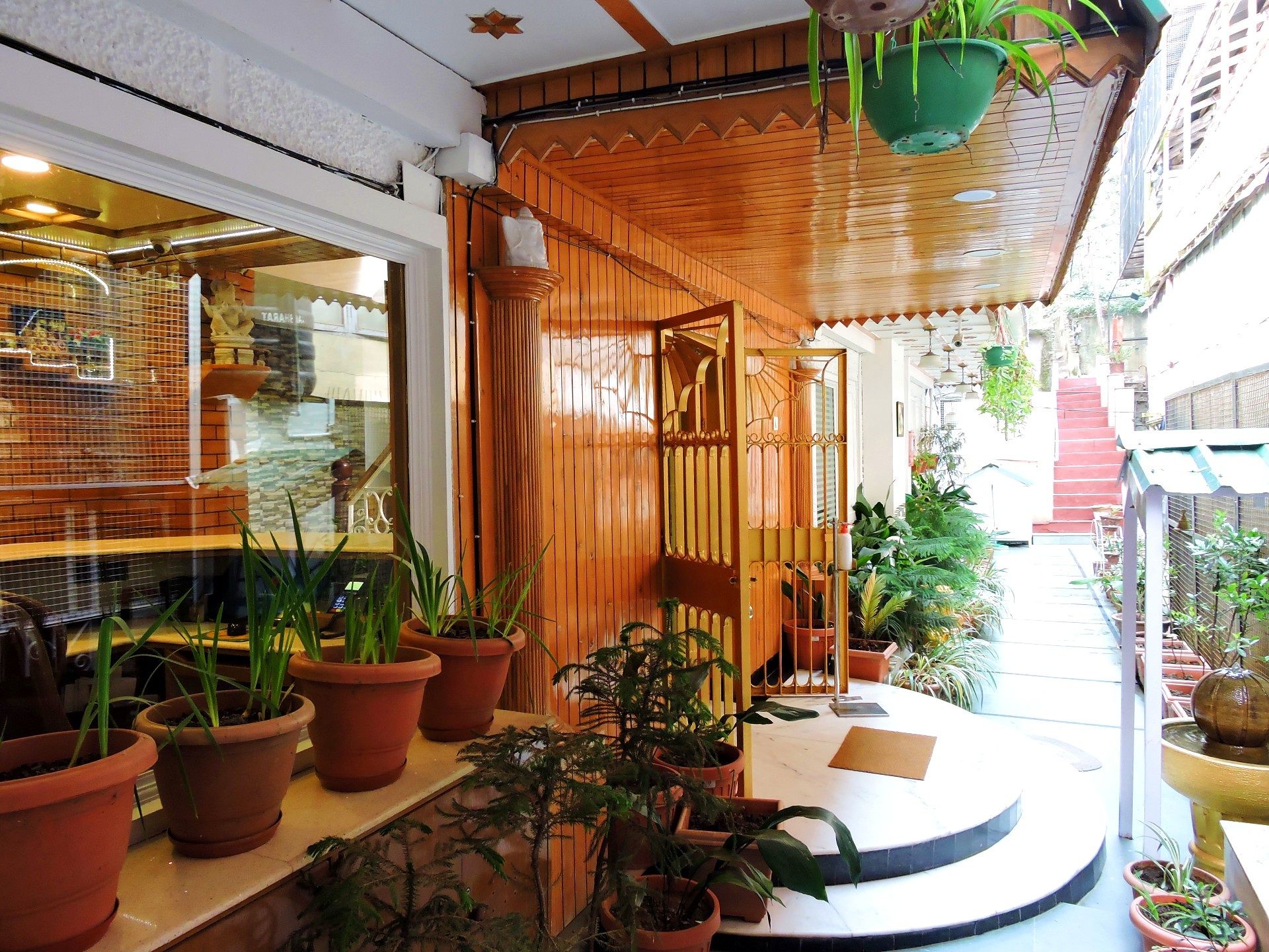 undefined Hotel Chaman Palace 2