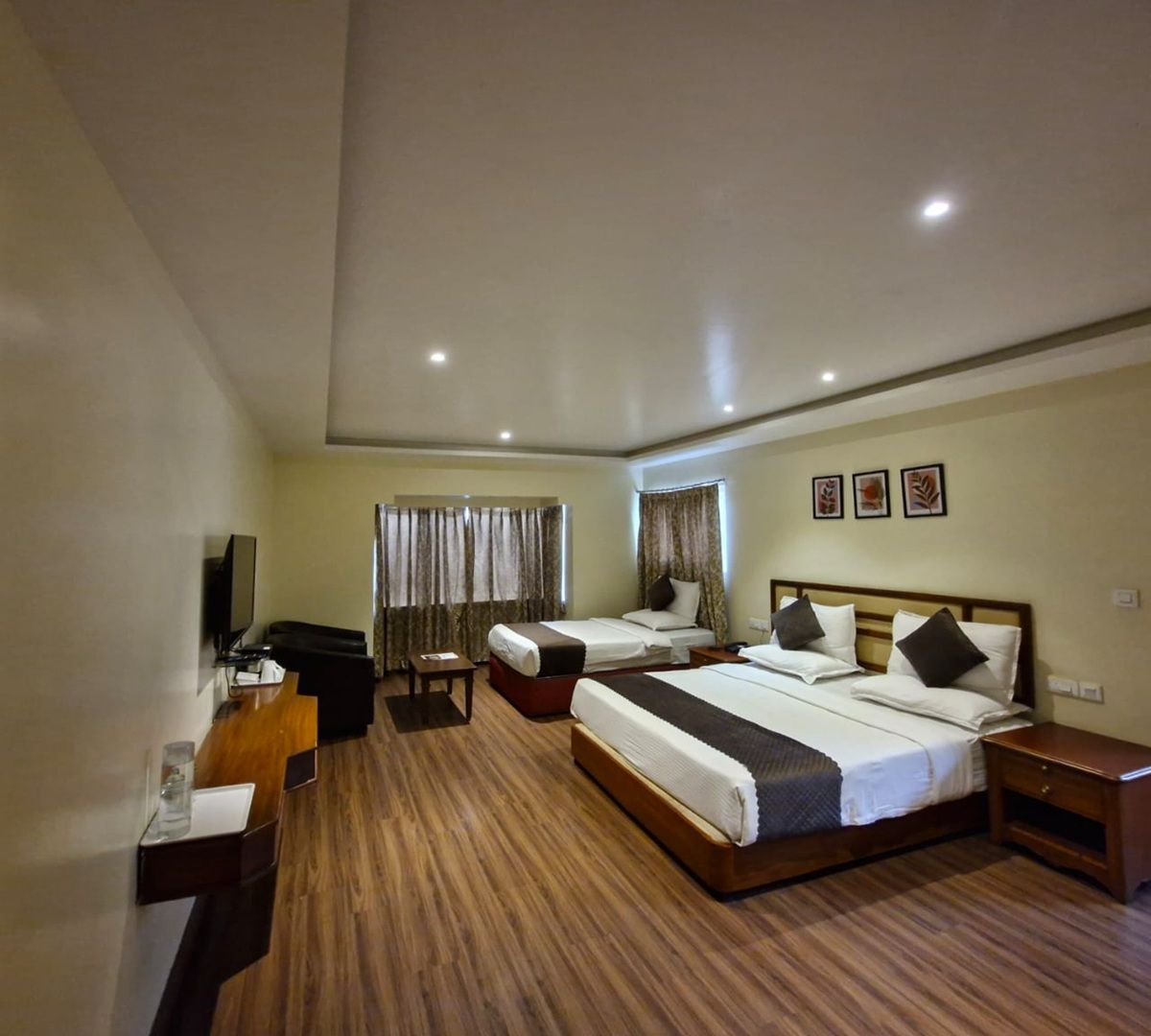 undefined Hotel Glanton Manor 5