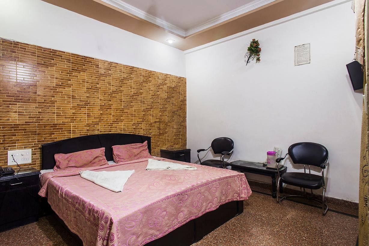 Hotel Kush Ganga Haridwar Standard Room 2