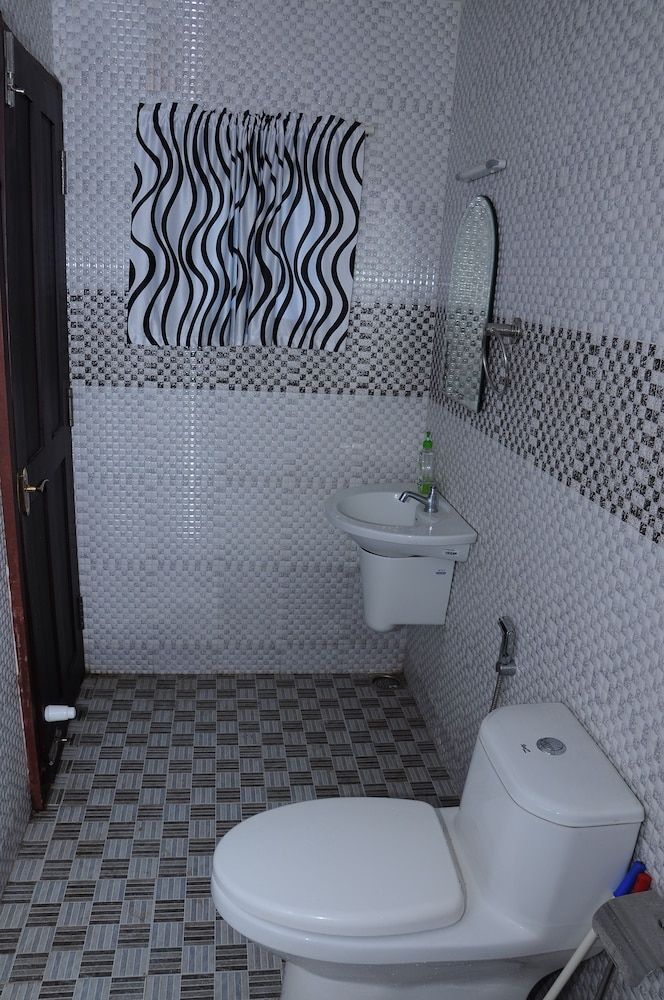 Cosy Houseboat Deluxe Double or Twin Room, 1 Double Bed, Accessible, Lake View 22