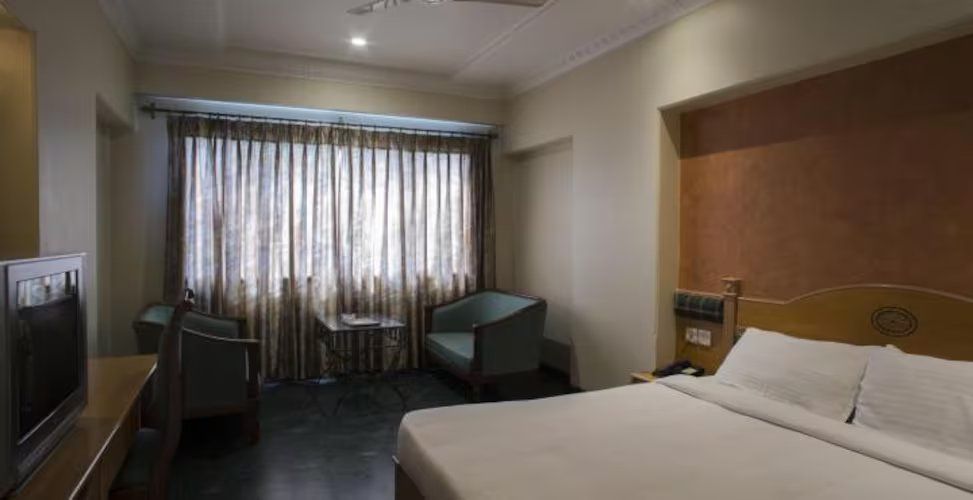 Brijwasi Royal AC Deluxe Room 2