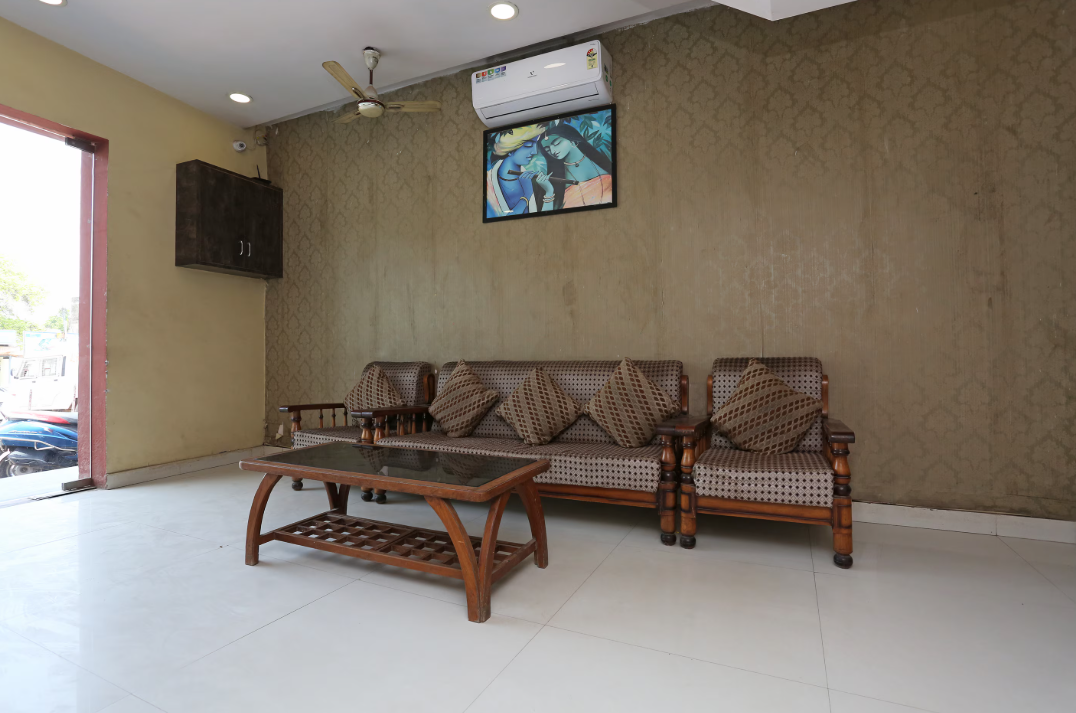 undefined Hotel Maharana Palace 3
