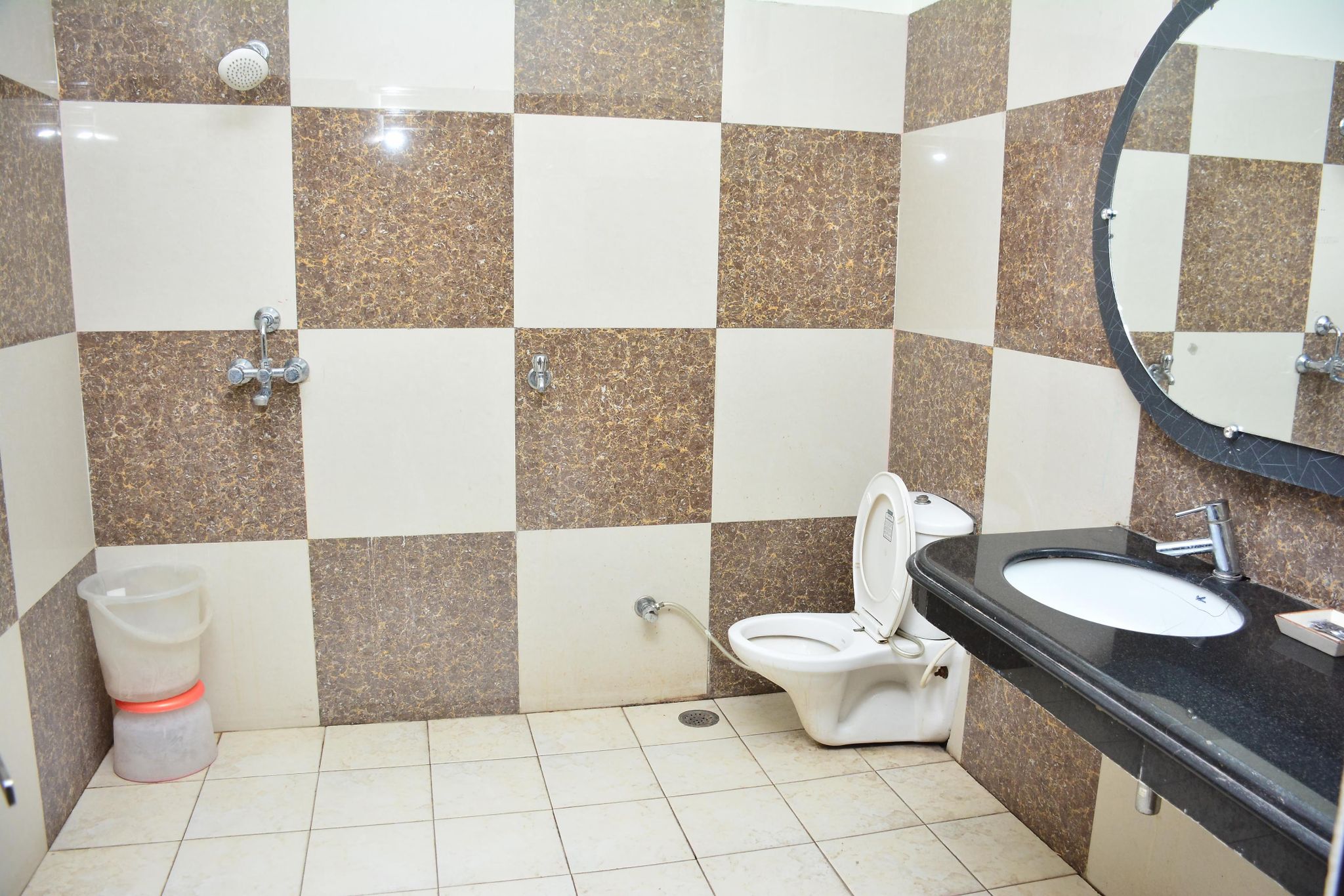 Hotel Duke Palace, Mathura Deluxe Room 3