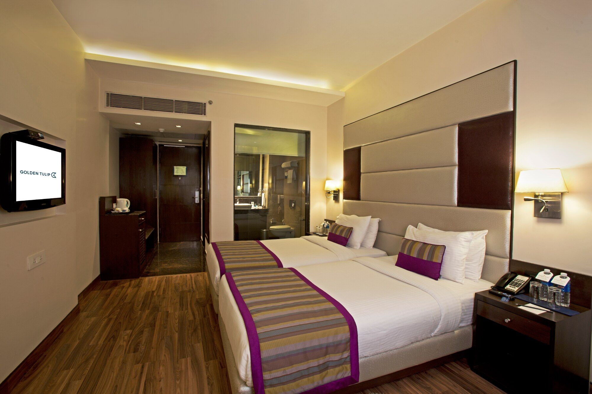 Golden Tulip Panchkula Deluxe Double or Twin Room  with Balcony