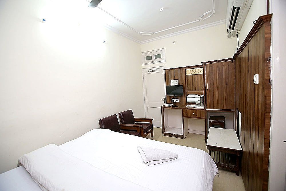 Hotel Midtown Standard Non AC Room 16