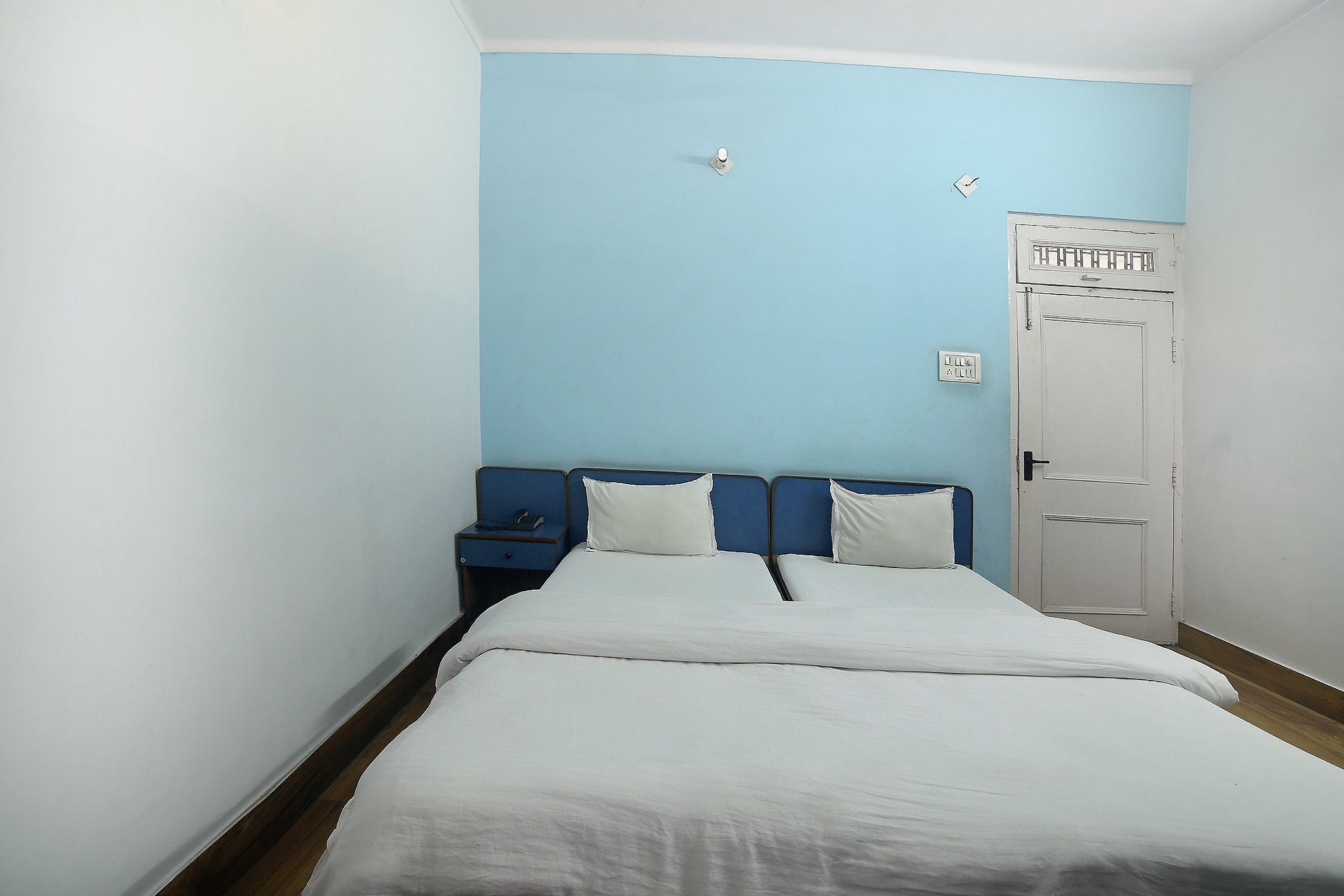 Hotel Midtown Standard Non AC Room 6