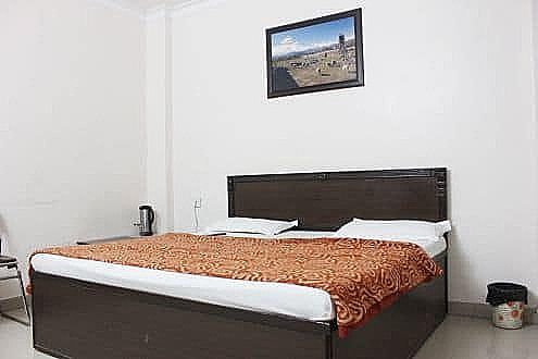 City Inn Deluxe Room 6